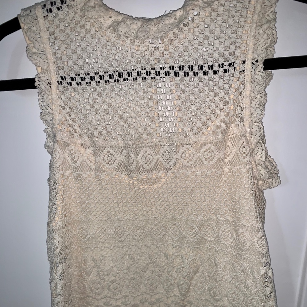 Zara sz s crocheted top